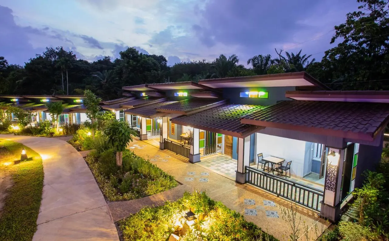 Loft Vintage Chalet Resort contacts